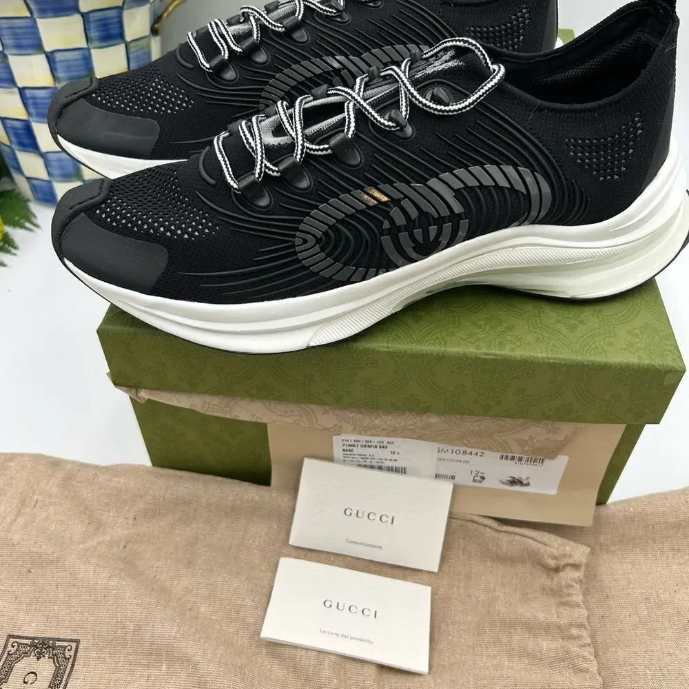 Men’s Gucci run interlocking G sneakers size 12.5 made in Italy